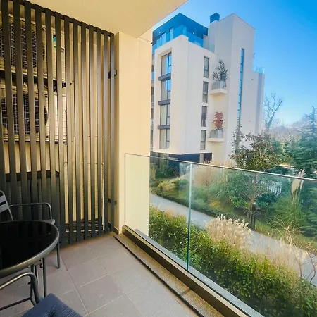 Apartament Exclusive St Constantine