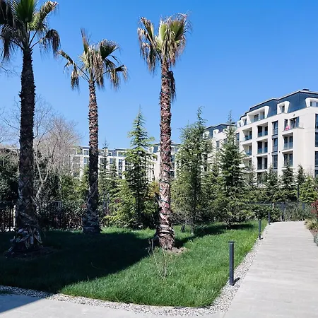 Exclusive St Constantine * セインツ・コンスタンティン＆ヘレナ