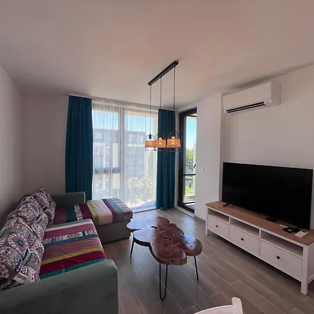 Exclusive St Constantine Apartment *