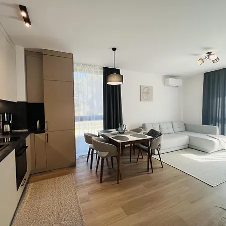 Apartment Exclusive St Constantine *