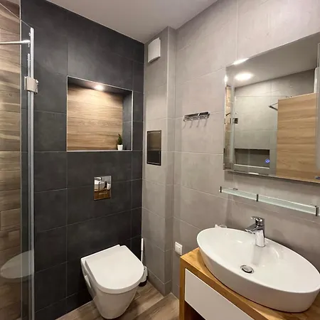 Apartment Exclusive St Constantine *