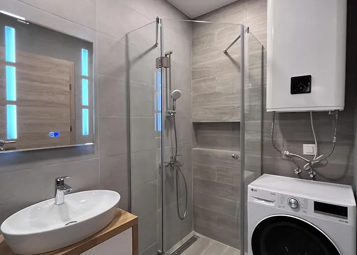 Exclusive St Constantine Apartment Saints Constantine and Helena